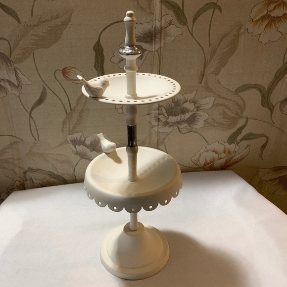 16” Tall 2-Tier Cream Color Metal Jewelry and Earring Stand with 2 Birds - Picture 2 of 3